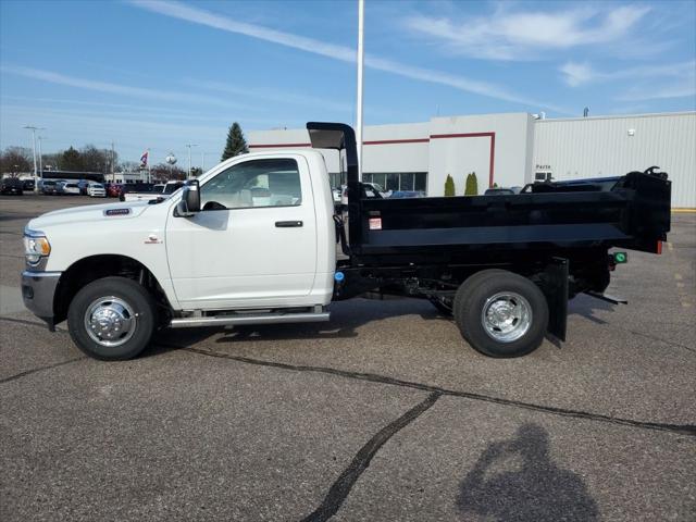 2024 Ram 3500 Tradesman/SLT