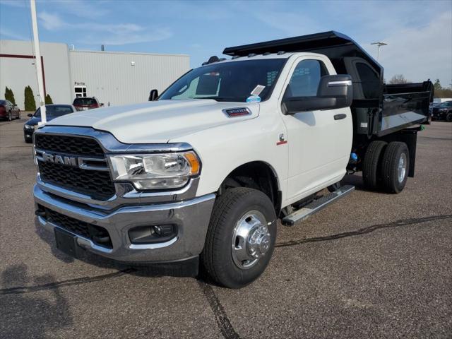 2024 Ram 3500 Tradesman/SLT