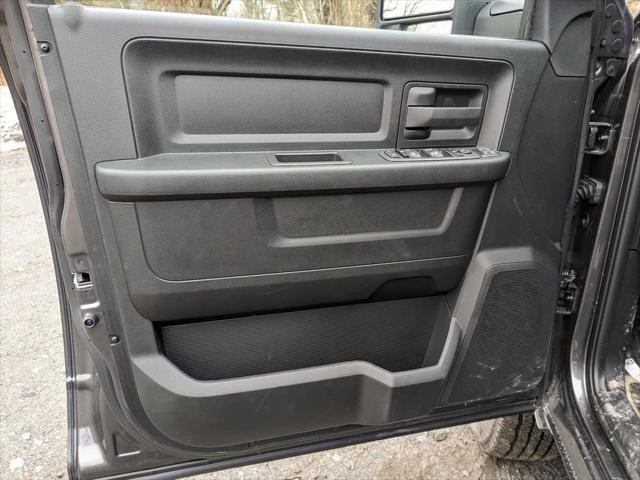 2024 Ram 3500 Tradesman Crew Cab 4x4 6'4" Box