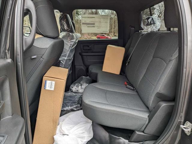2024 Ram 3500 Tradesman Crew Cab 4x4 6'4" Box