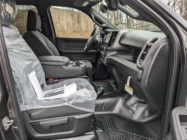 2024 Ram 3500 Tradesman Crew Cab 4x4 6'4" Box
