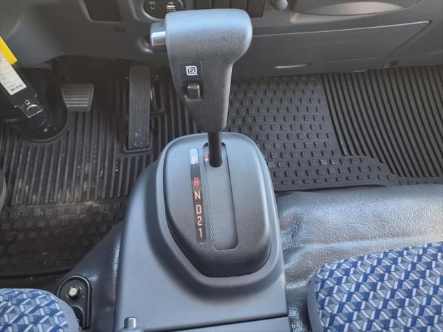2023 Isuzu NRR LCF