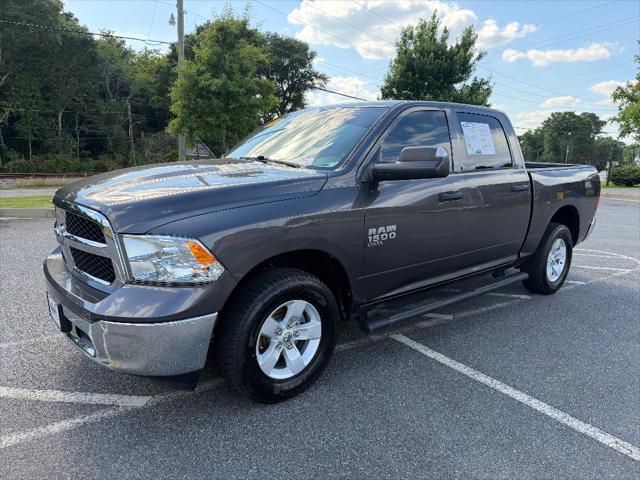 2022 Ram 1500 Classic SLT Crew Cab 4x4 5'7" Box