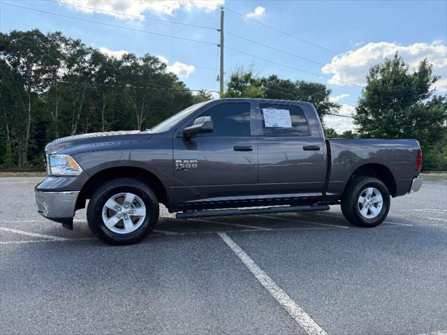 2022 Ram 1500 Classic SLT Crew Cab 4x4 5'7" Box