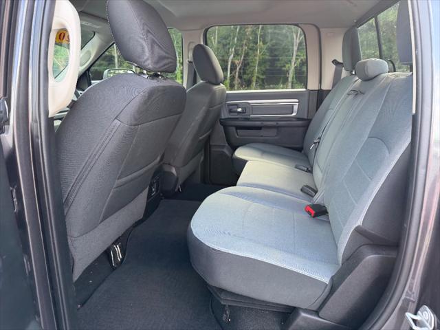 2022 Ram 1500 Classic SLT Crew Cab 4x4 5'7" Box
