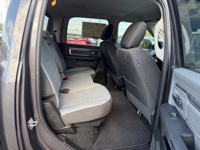 2022 Ram 1500 Classic SLT Crew Cab 4x4 5'7" Box