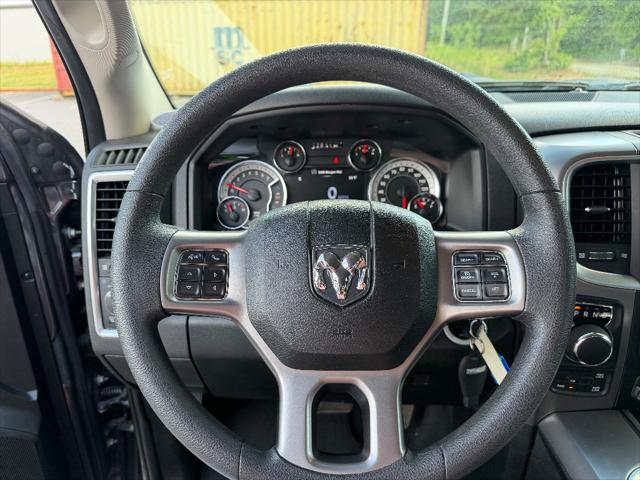 2022 Ram 1500 Classic SLT Crew Cab 4x4 5'7" Box