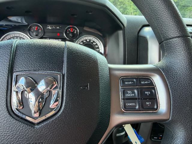 2022 Ram 1500 Classic SLT Crew Cab 4x4 5'7" Box