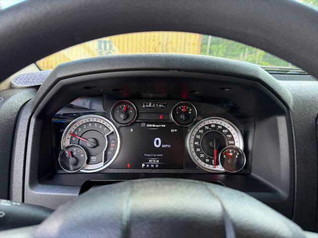 2022 Ram 1500 Classic SLT Crew Cab 4x4 5'7" Box