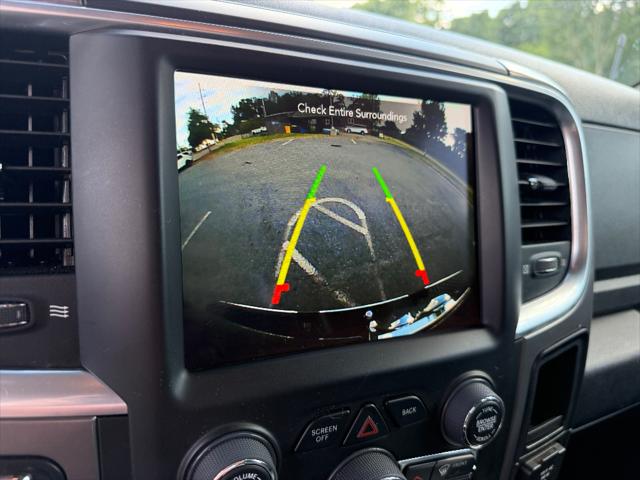 2022 Ram 1500 Classic SLT Crew Cab 4x4 5'7" Box