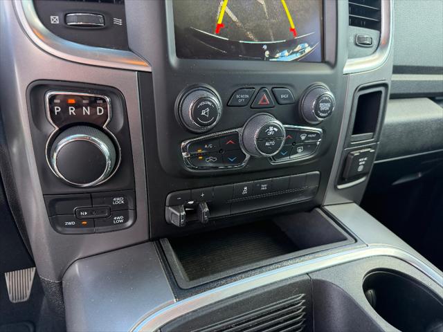 2022 Ram 1500 Classic SLT Crew Cab 4x4 5'7" Box