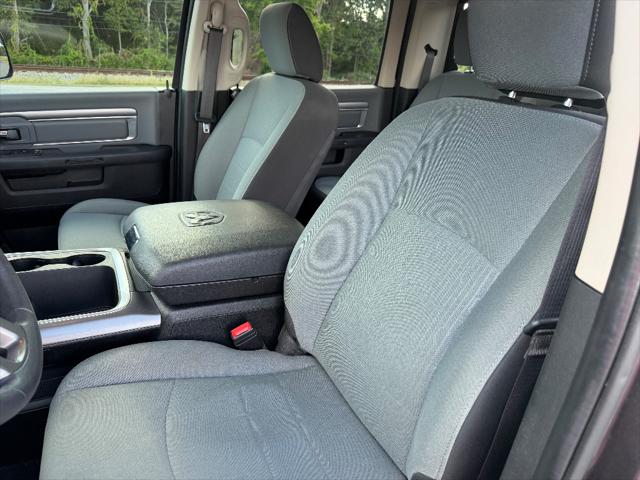 2022 Ram 1500 Classic SLT Crew Cab 4x4 5'7" Box