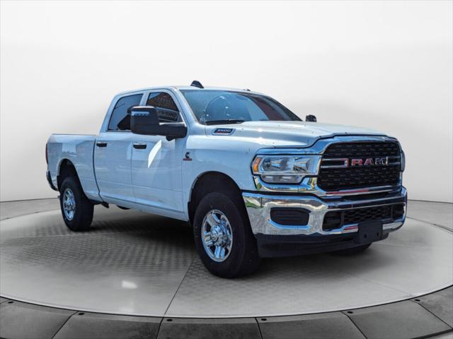 2024 RAM Ram 3500 RAM 3500 TRADESMAN CREW CAB 4X4 64 BOX