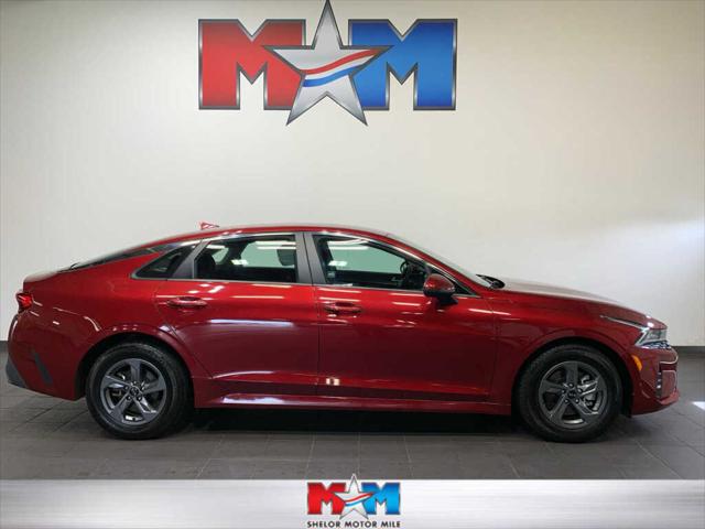 2021 Kia K5 LX 2021 Kia K5 LX