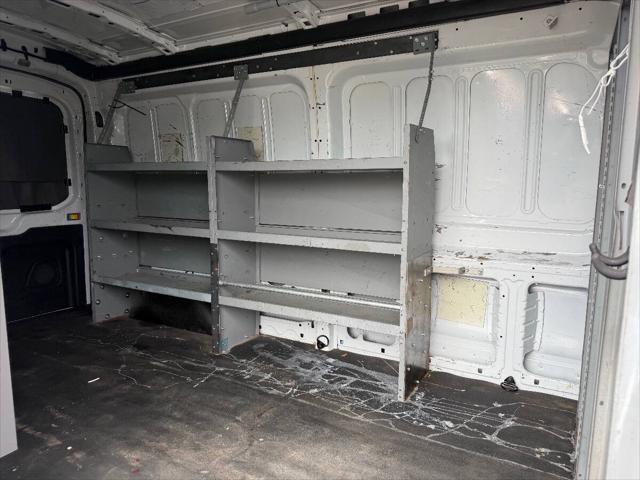 2015 Ford Transit 250 3dr LWB Medium Roof Cargo Van w/Sliding Passen