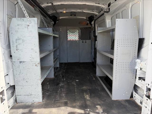 2015 Ford Transit 250 3dr LWB Medium Roof Cargo Van w/Sliding Passen