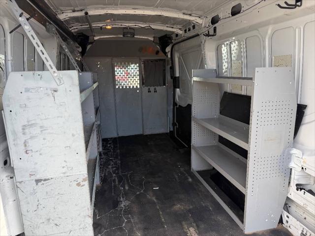 2015 Ford Transit 250 3dr LWB Medium Roof Cargo Van w/Sliding Passen