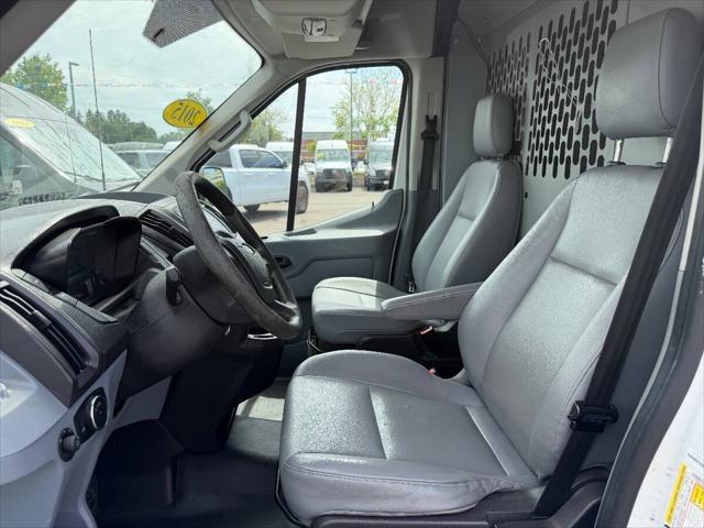 2015 Ford Transit 250 3dr LWB Medium Roof Cargo Van w/Sliding Passen