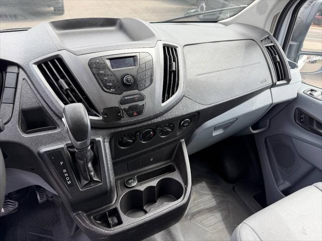 2015 Ford Transit 250 3dr LWB Medium Roof Cargo Van w/Sliding Passen
