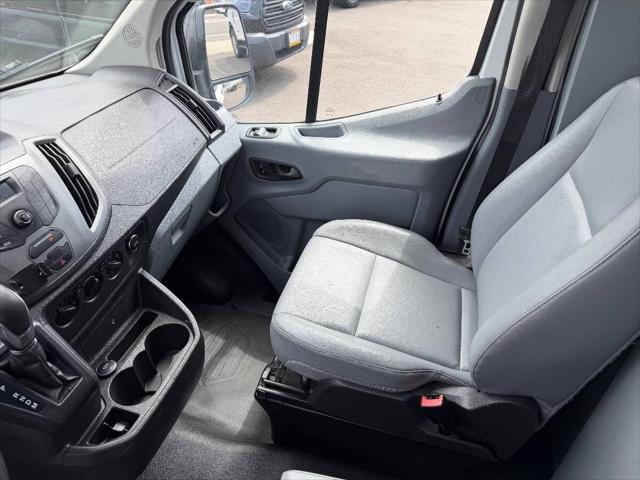 2015 Ford Transit 250 3dr LWB Medium Roof Cargo Van w/Sliding Passen