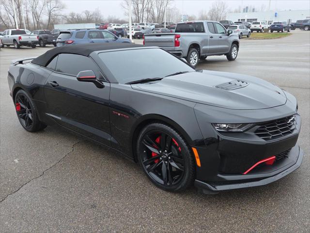 Used 2022 Chevrolet Camaro RWD Convertible LT1 For Sale in Jackson, MI
