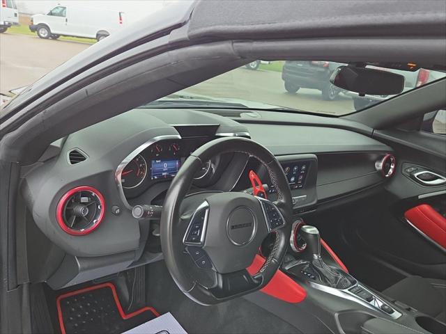 Used 2022 Chevrolet Camaro RWD Convertible LT1 For Sale in Jackson, MI