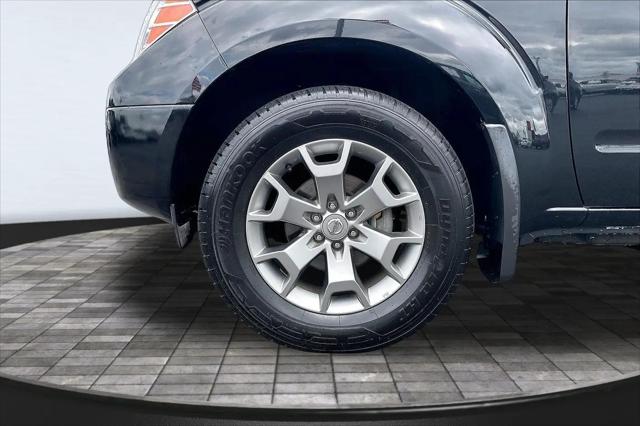 2021 Nissan Frontier Crew Cab SV 4x4