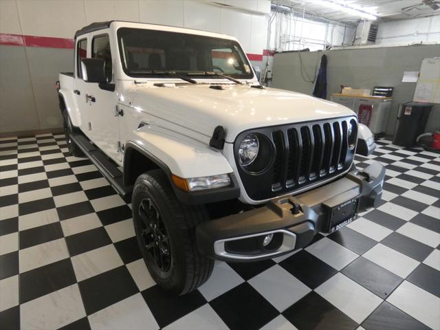 2022 Jeep Gladiator Sport S 4x4