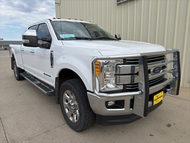 2017 Ford F-350 LARIAT