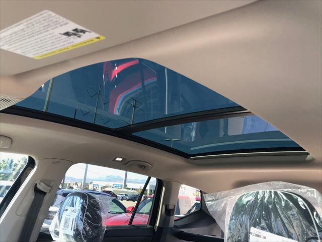 2024 Volkswagen Atlas 2.0T SEL Premium R-Line