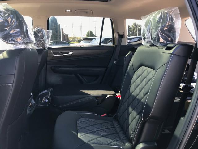 2024 Volkswagen Atlas 2.0T SEL Premium R-Line
