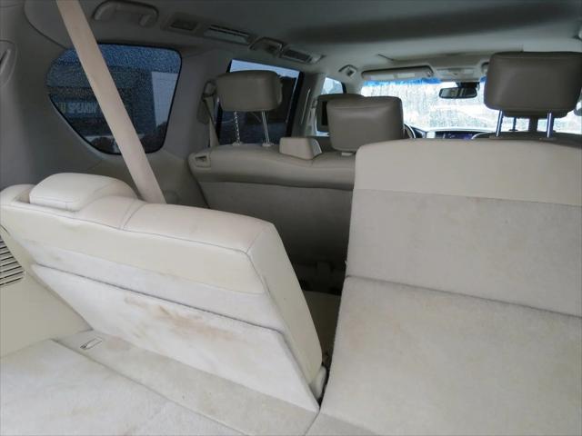 2012 INFINITI QX56 8-passenger