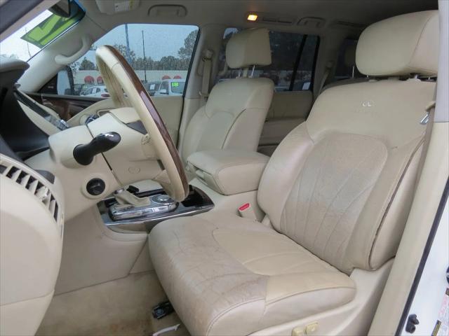 2012 INFINITI QX56 8-passenger