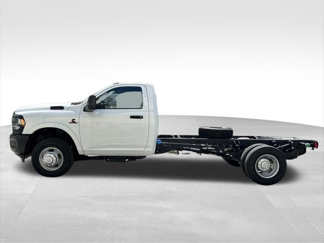 2024 RAM Ram 3500 Chassis Cab RAM 3500 TRADESMAN CHASSIS REGULAR CAB 4X2 84 CA