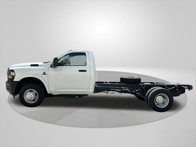 2024 RAM Ram 3500 Chassis Cab RAM 3500 TRADESMAN CHASSIS REGULAR CAB 4X2 84 CA