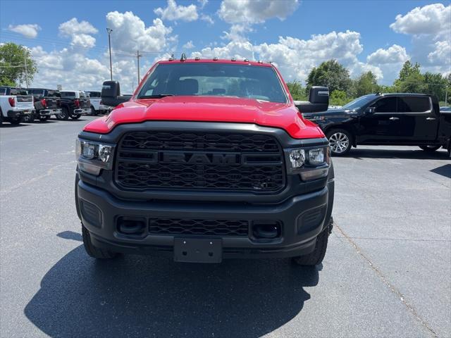 2024 RAM Ram 4500 Chassis Cab RAM 4500 TRADESMAN CHASSIS CREW CAB 4X4 60 CA 2024 RAM Ram 4500 Chassis Cab RAM 4500 TRADESMAN CHASSIS CREW CAB 4X4 60 CA