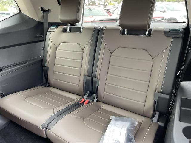 2024 Volkswagen Atlas 2.0T SEL Premium R-Line
