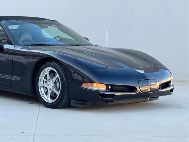 2003 Chevrolet Corvette Base