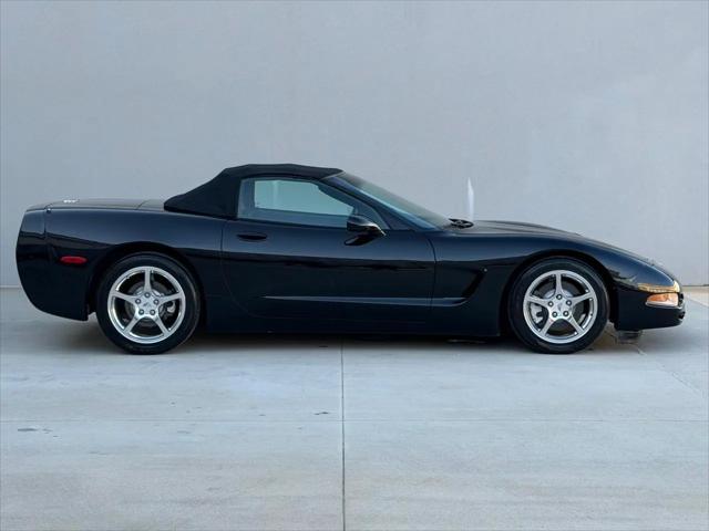 2003 Chevrolet Corvette Base