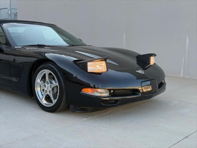 2003 Chevrolet Corvette Base