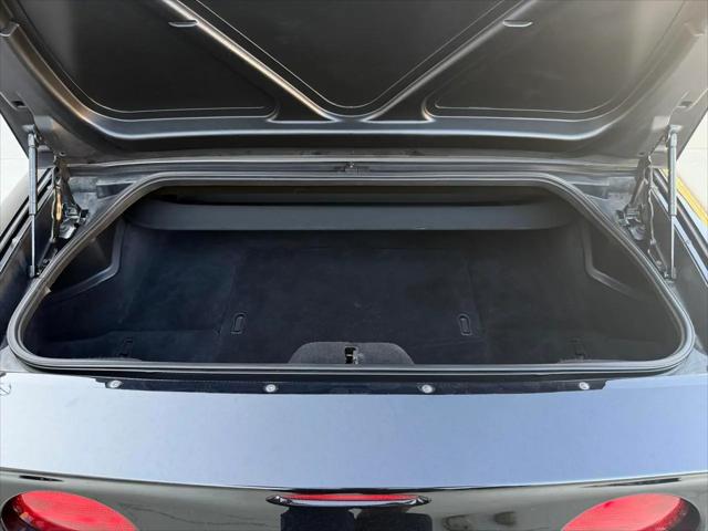 2003 Chevrolet Corvette Base