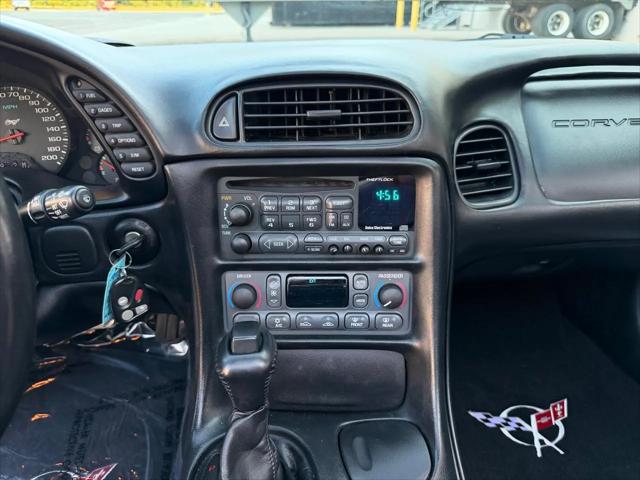 2003 Chevrolet Corvette Base