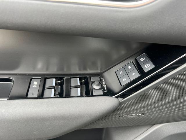 2024 Land Rover Range Rover Velar P250 Dynamic SE