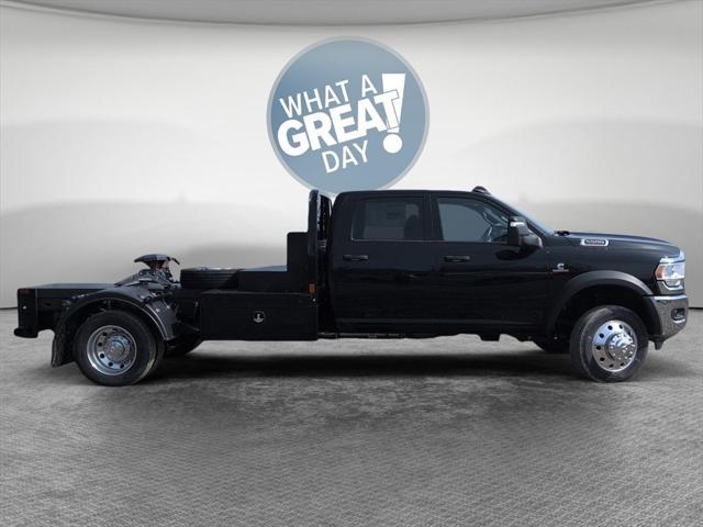 2024 RAM Ram 5500 Chassis Cab RAM 5500 TRADESMAN CHASSIS CREW CAB 4X4 84 CA