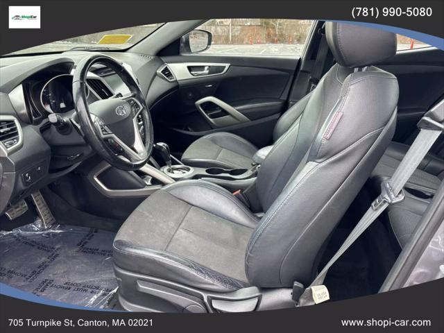 2013 Hyundai Veloster Base w/Black