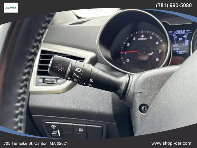 2013 Hyundai Veloster Base w/Black
