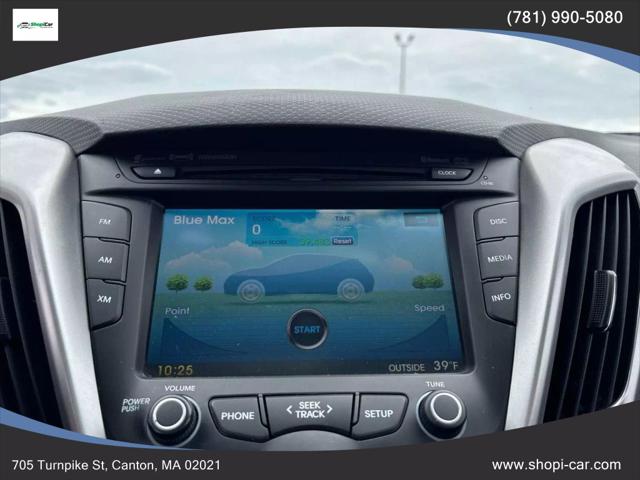 2013 Hyundai Veloster Base w/Black