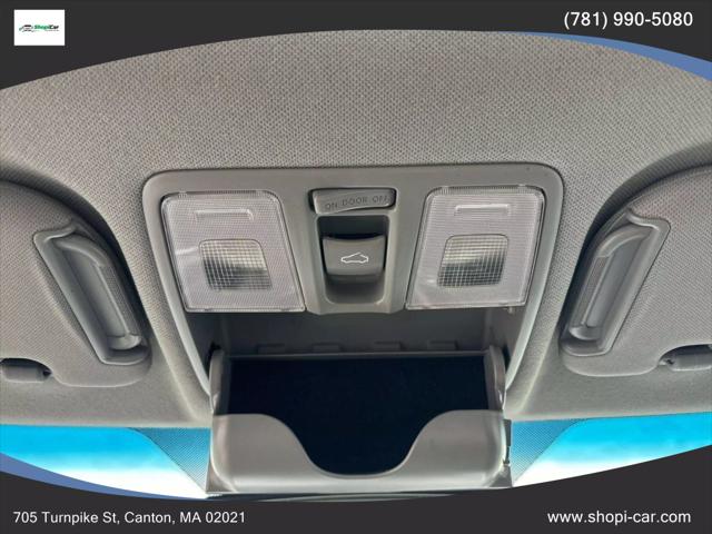 2013 Hyundai Veloster Base w/Black