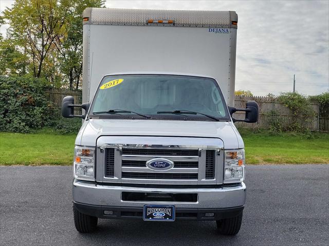 2017 Ford E-350 Cutaway CUTWY