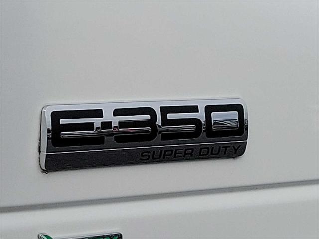 2017 Ford E-350 Cutaway CUTWY